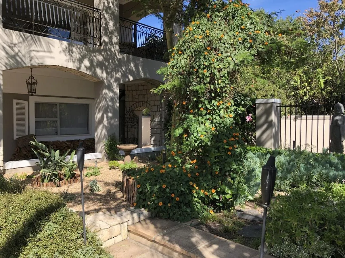 African Palm Cottage And Guesthouse Durbanville 0*,  Νότια Αφρική