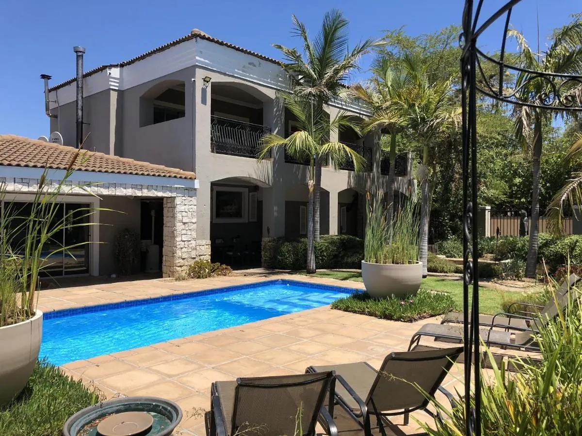 Σπίτι διακοπών African Palm Cottage And Guesthouse Durbanville Νότια Αφρική