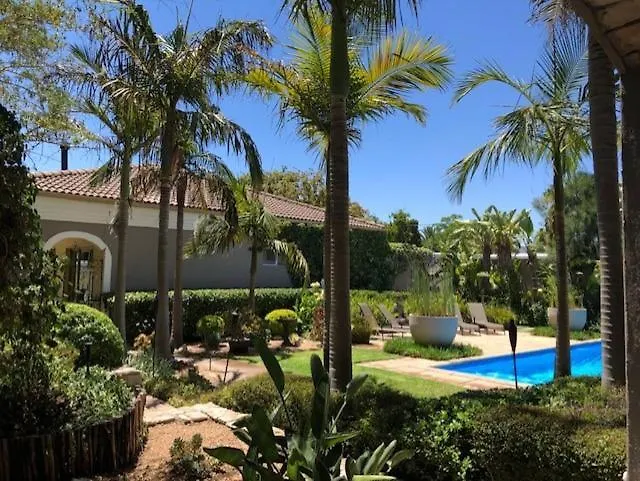 African Palm Cottage And Guesthouse Durbanville 0*,  Νότια Αφρική