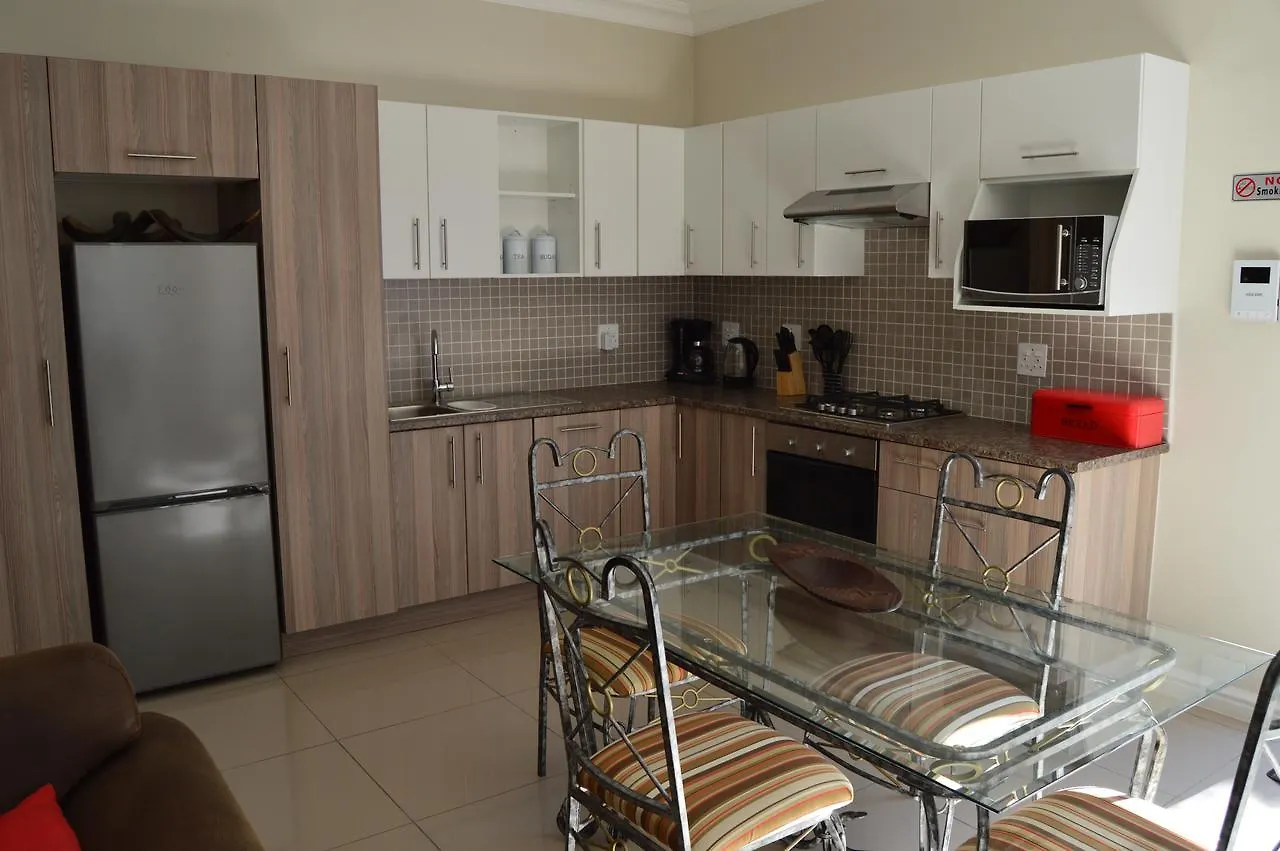 Σπίτι διακοπών African Palm Cottage And Guesthouse Durbanville