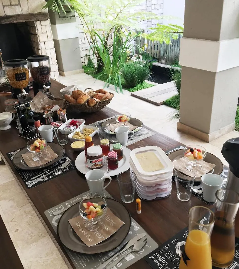 African Palm Cottage And Guesthouse Durbanville Νότια Αφρική