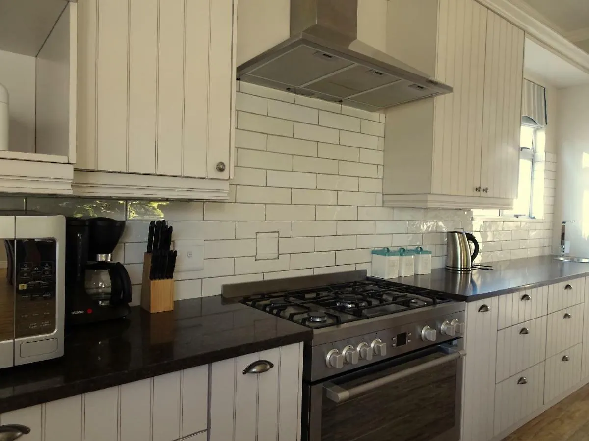 Σπίτι διακοπών African Palm Cottage And Guesthouse Durbanville Νότια Αφρική