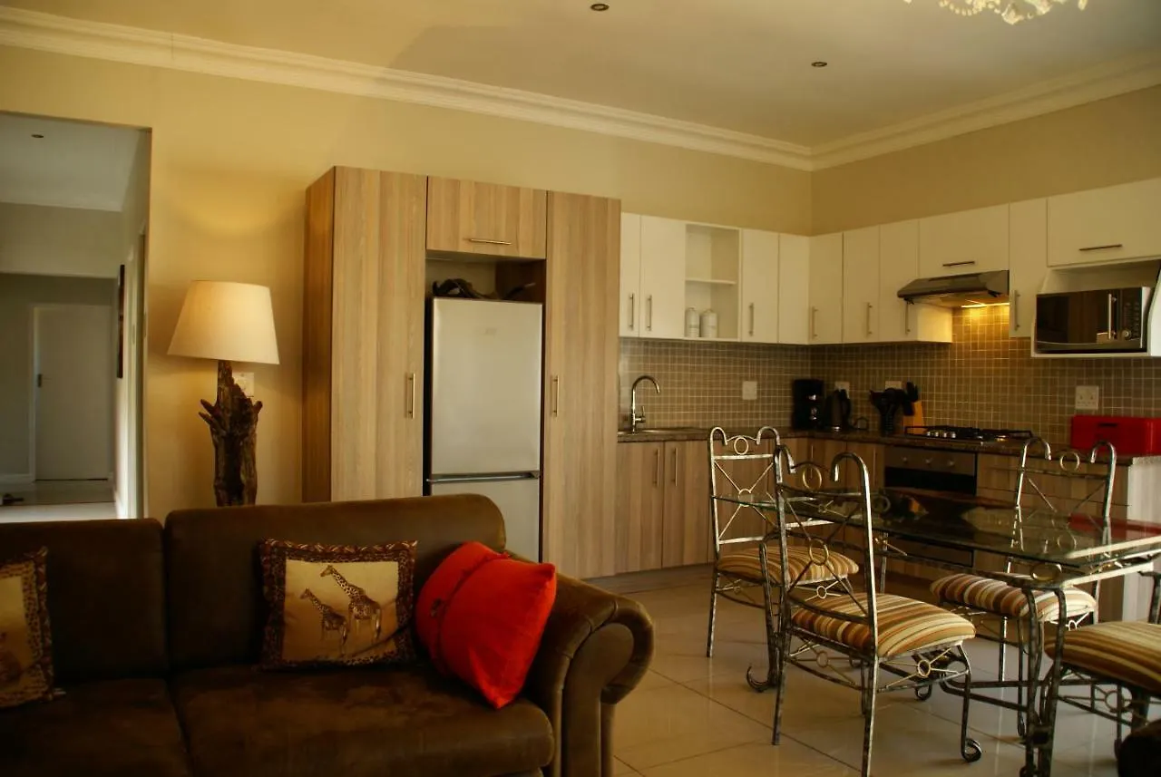 African Palm Cottage And Guesthouse Durbanville